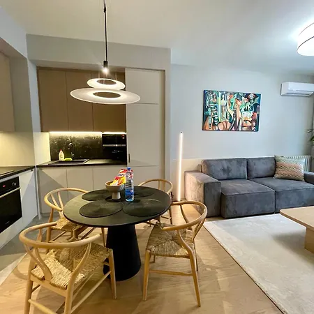 Moonlight House-lux 1br Oasis Apartment *
