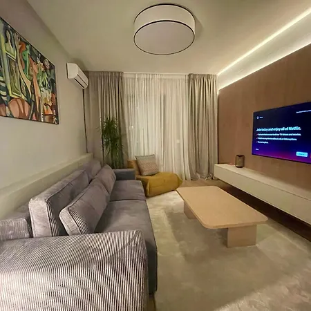 Moonlight House-lux 1br Oasis Apartment