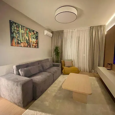 Moonlight House-lux 1br Oasis Apartment